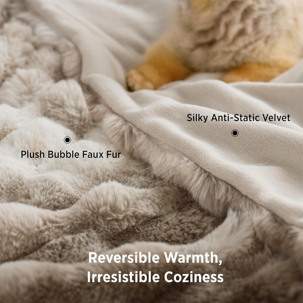 GentleSoft Bubble Faux Fur King Size Blanket for Bed, Fluffy Fuzzy King Blanket for Winter, Soft Cozy Faux Fur