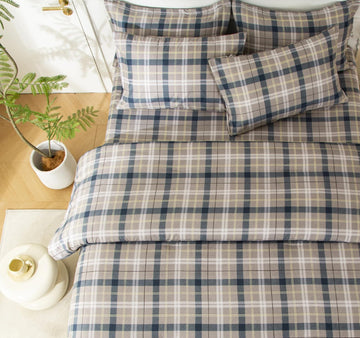 7PCS Gingham Comforter and Sheet Set, Plaid Bedding Set with for Man Woman Adult, Super Soft Microfiber Bedding
