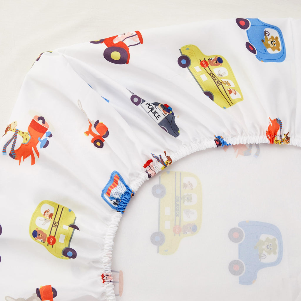 4-Piece Toddler Bedding Set, Includes 1 Flat Sheet, 1 Fitted Sheet, 1 Comforter and 1 Reversible Pillowcase, Standard