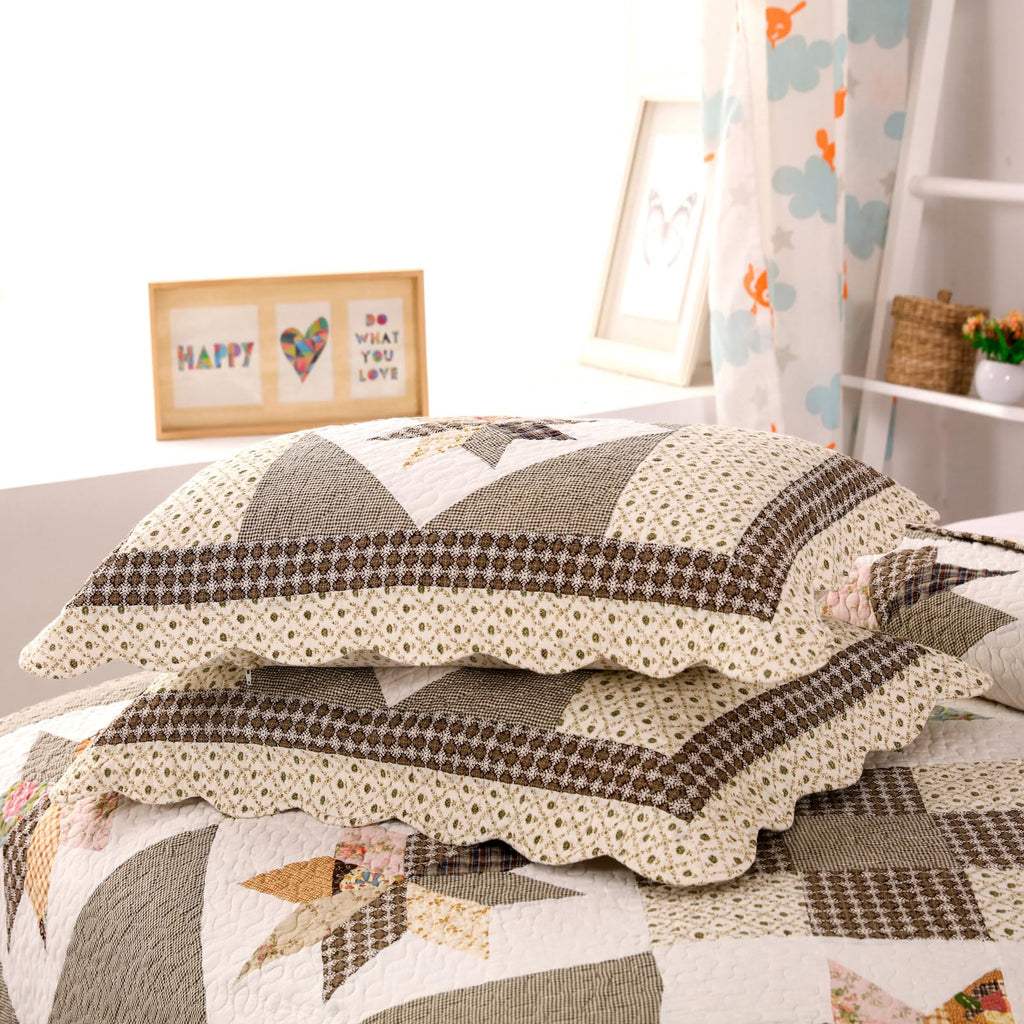 Oversized Bedspread Patchwork Quilt Set (110x118 Inch)