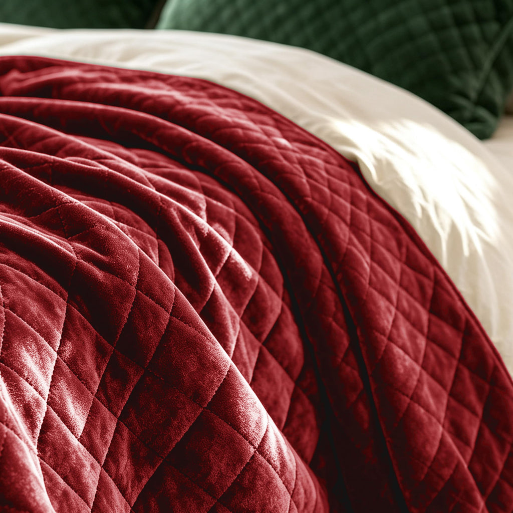 Oversized King Quilt 120x120 Velvet Red Bedspread Set
