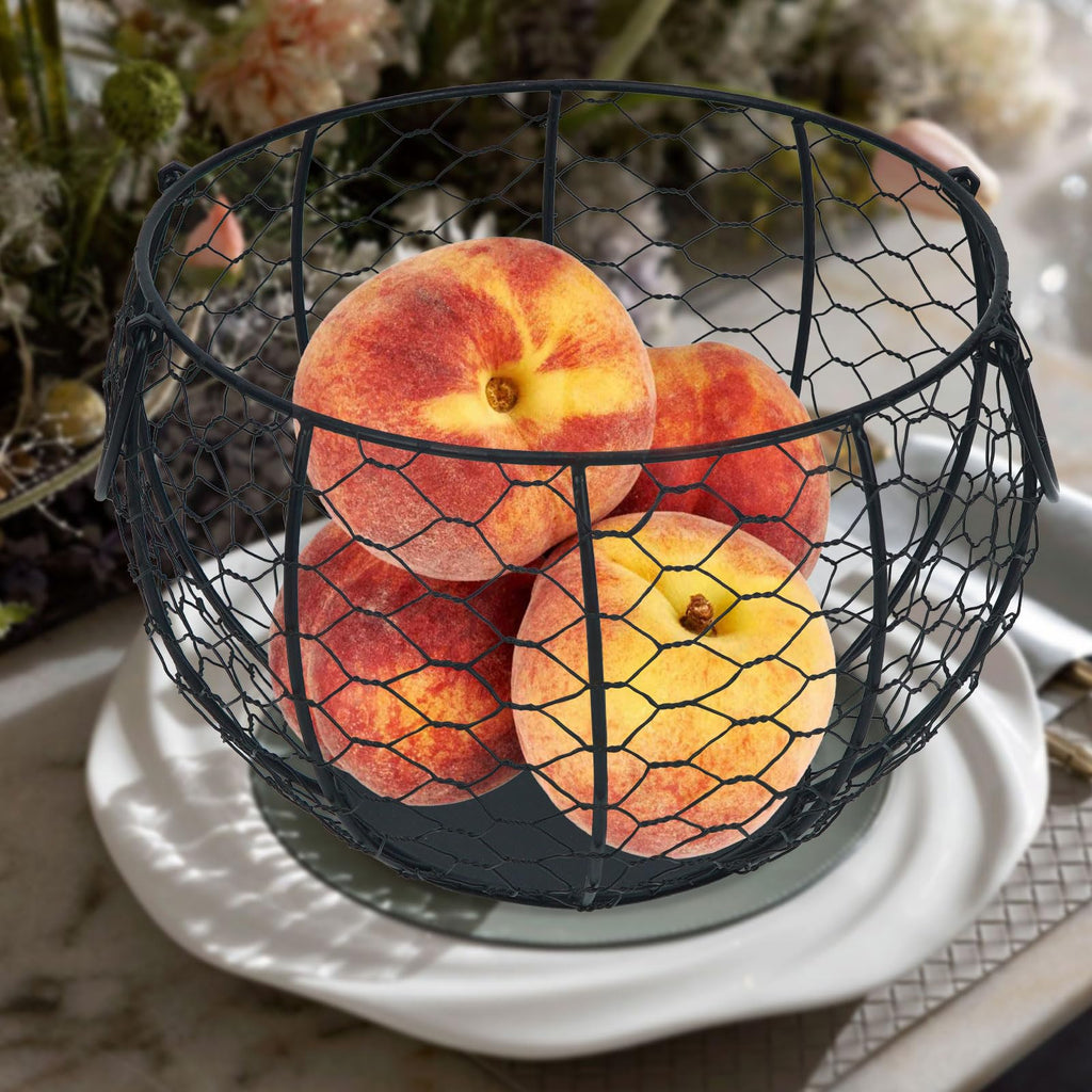 Wire Egg Basket for Gathering Fresh Eggs Collecting Basket With Handle, Decorative Egg Metal Basket for Counter