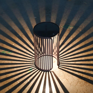 Modern Rechargeable Solar Lantern, Outdoor Decor Lamp (Coffee)