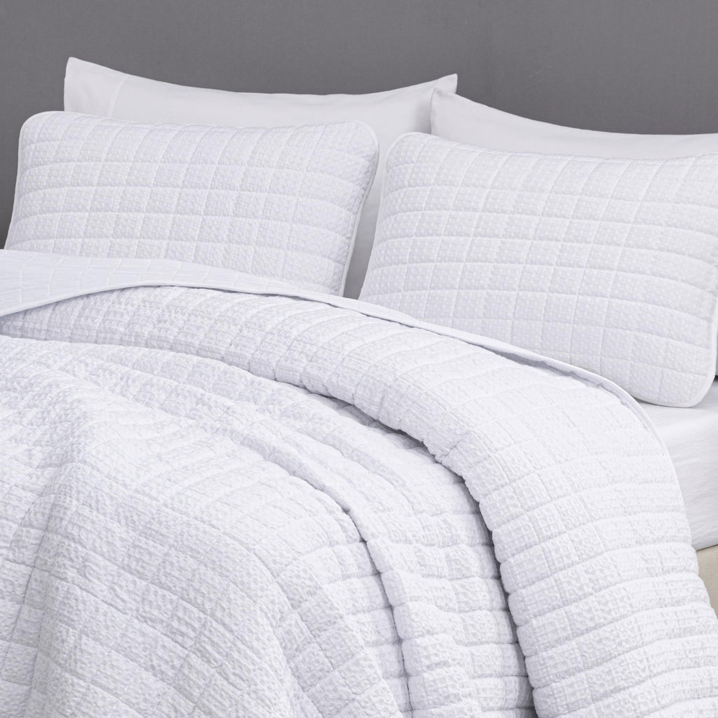 Wilmer 3-Piece Waffle Quilt Set, White, Soft and Cozy Waffle Weave Textured Lightweight Bedspread for All