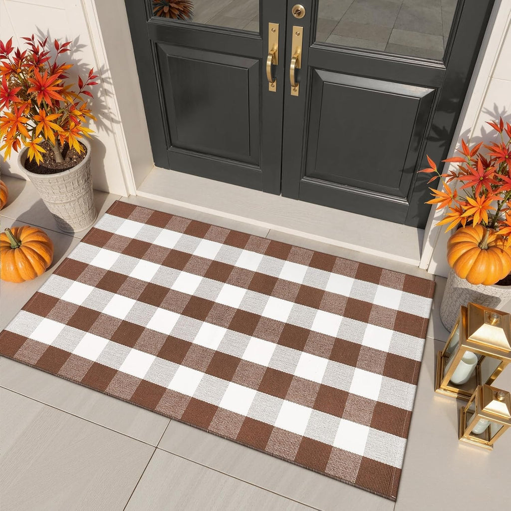 Fall Decor Khaki and White Checkered Outdoor Front Porch Rug
