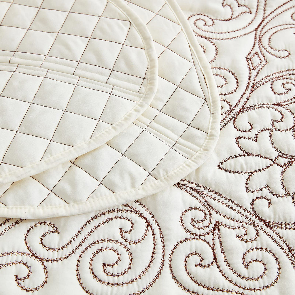 128x120 Extra Wide - Lightweight Bedding Cover - Beautiful Stitching - 5 Piece Reversible Bedspread - Luxury Damask