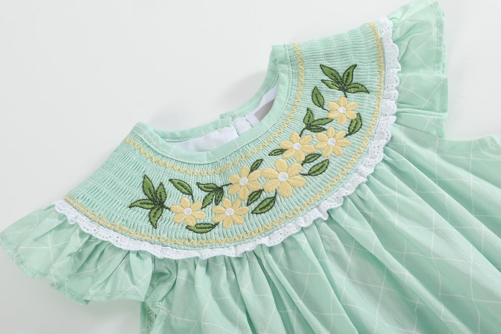Baby Girls Smocked Ruffle Romper Cotton Daisy Outfit Infant Toddler Boutique Bubble Romper with Snaps and Ruffle