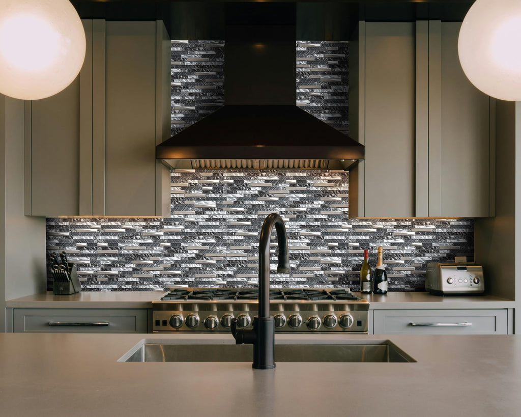 Black & White Glass Linear Tile Backsplash Bahtroom Wall Mosaic Sheets [Set of 5]
