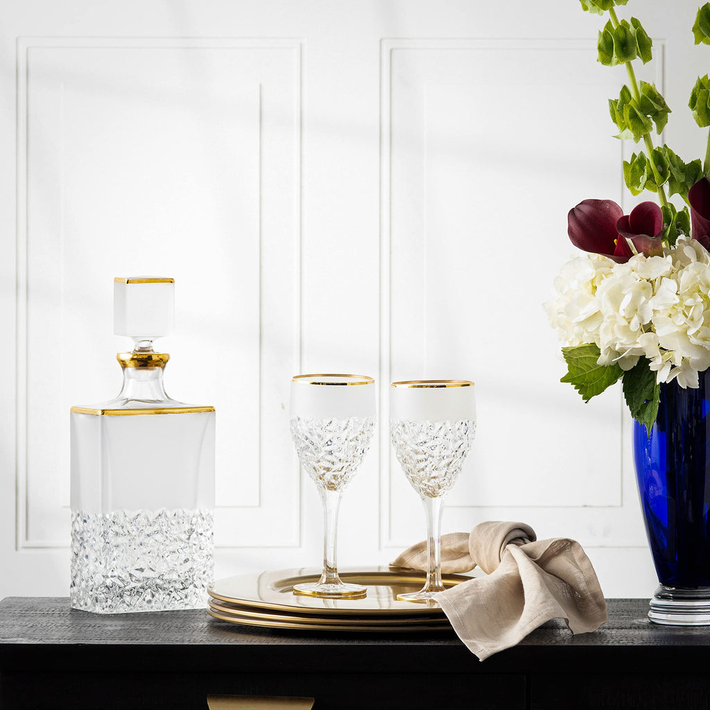 European Quality - Crystal - Whiskey - Liquor - Rectangular Shaped - Decanter - Raindrop Design with Frosted Border