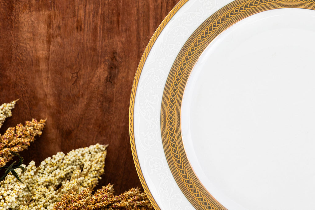 Royalty Porcelain "Queen" 20-Piece White & Gold Dinnerware Set, 24K Gold-Plated Fine Porcelain, Service for 4