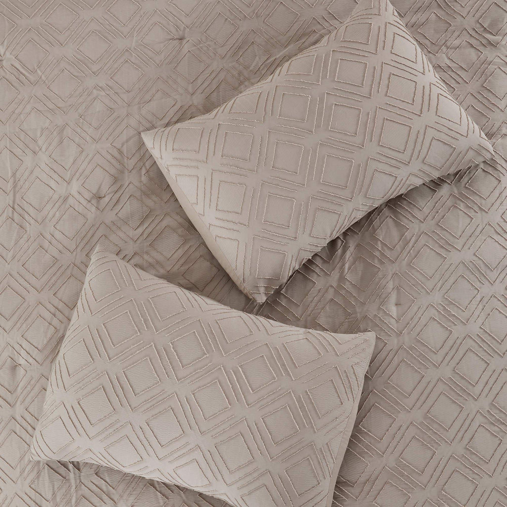 3-Piece Emerson Clipped Jacquard All Season Down Alternative Comforter Set Bedding with Matching Shams, Decorative
