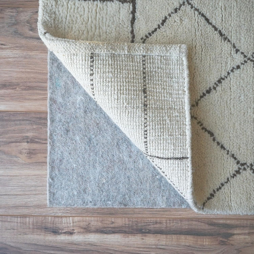 2'x6', Non-Slip Felt and Rubber Rug Pad (1/4" Thick), Protects Your Floors, Low-VOC, 100% Made in the USA, 2-Year