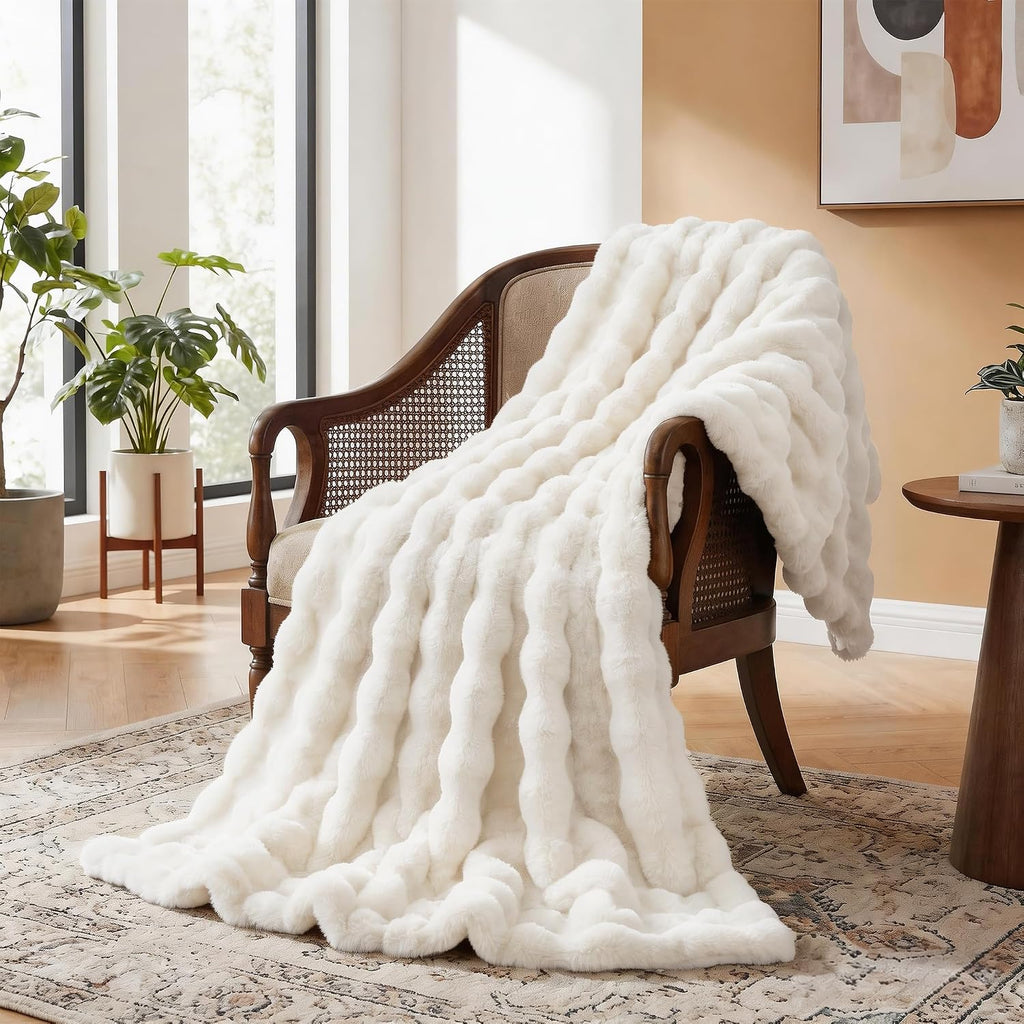 Light Beige Twin Fuzzy Faux Fur Throw Blanket for Couch Bedroom Living Room Furry Soft Fluffy Bed 60x80 Thick Warm