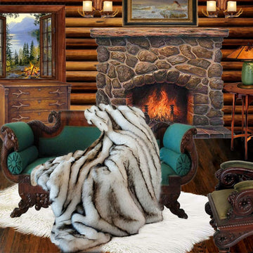 Gray Tip Russian Wolf Throw Blanket - Black Tip Huskie - Premium Quality Faux Fur - Designer Throw Blanket - Soft