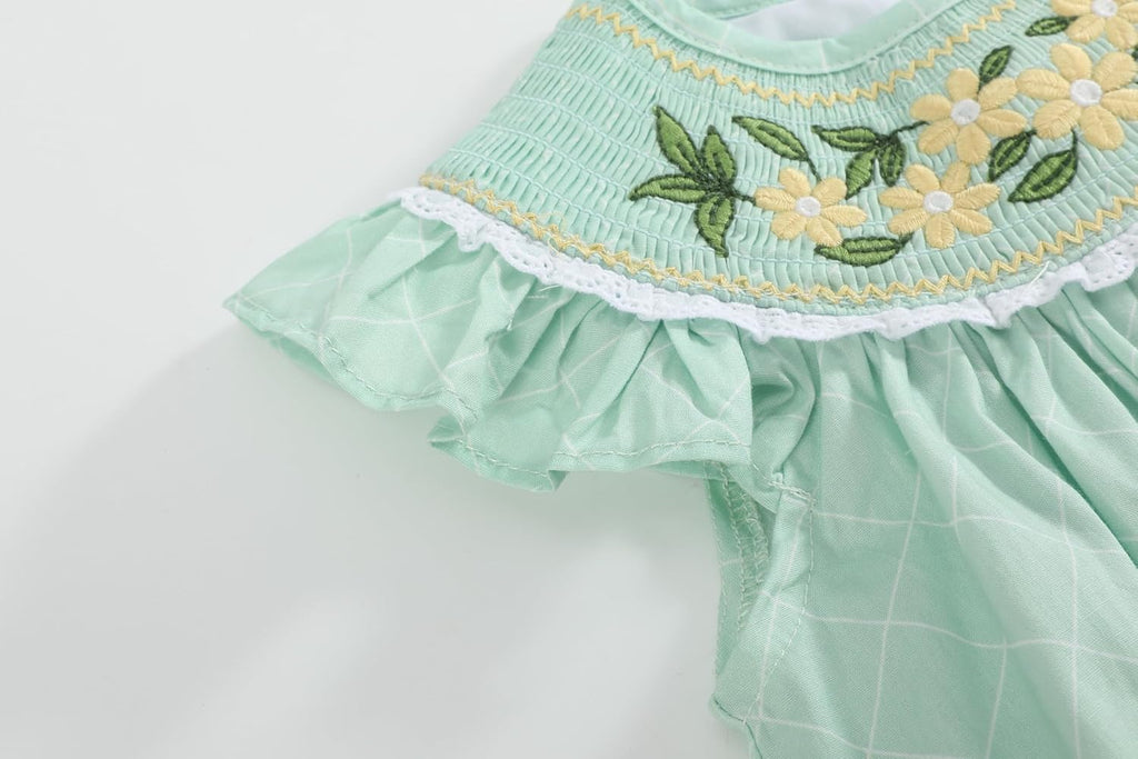 Baby Girls Smocked Ruffle Romper Cotton Daisy Outfit Infant Toddler Boutique Bubble Romper with Snaps and Ruffle