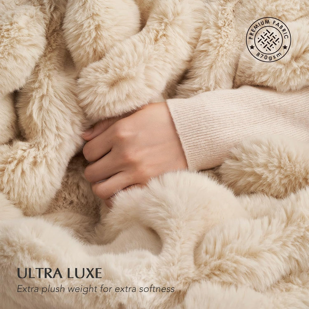 Faux Rabbit Fur Bubble Throw Blanket, 60"x80", Cream | Ultra Soft, Luxury Faux Rabbit Fur Throw, Thick Warm Bubble