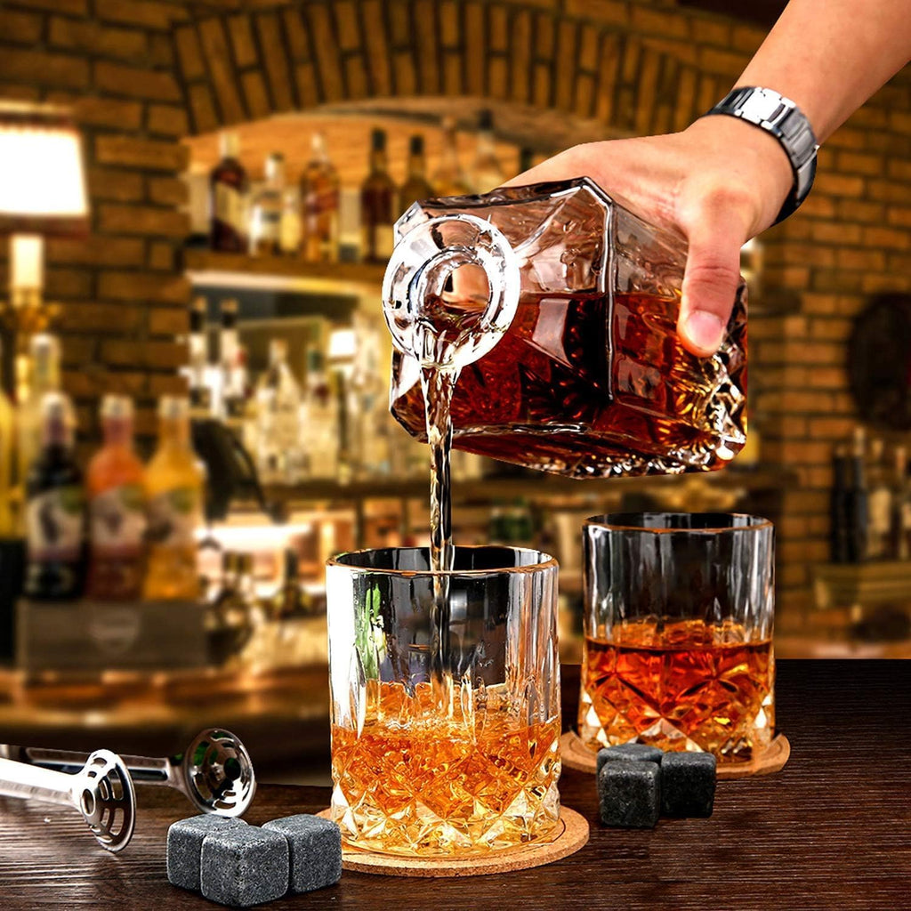 Whiskey Decanter Set for Men - Whiskey Decanter with 4 Whiskey Glasses in Gift Box, Non-Lead Glass for Bourbon and