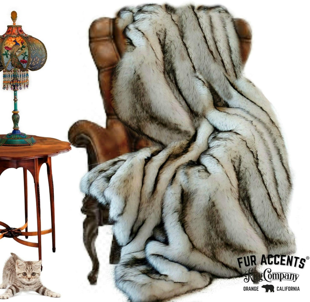 Gray Tip Russian Wolf Throw Blanket - Black Tip Huskie - Premium Quality Faux Fur - Designer Throw Blanket - Soft