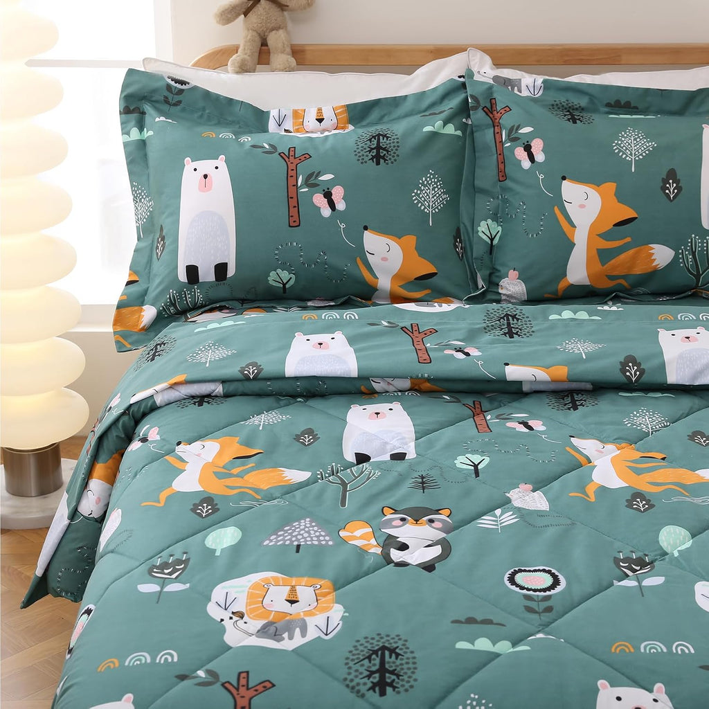 Green Forest Animals Kids Comforter Set Twin, 2 Piece Woodland Printed Microfiber Bedding Set, Machine Washable