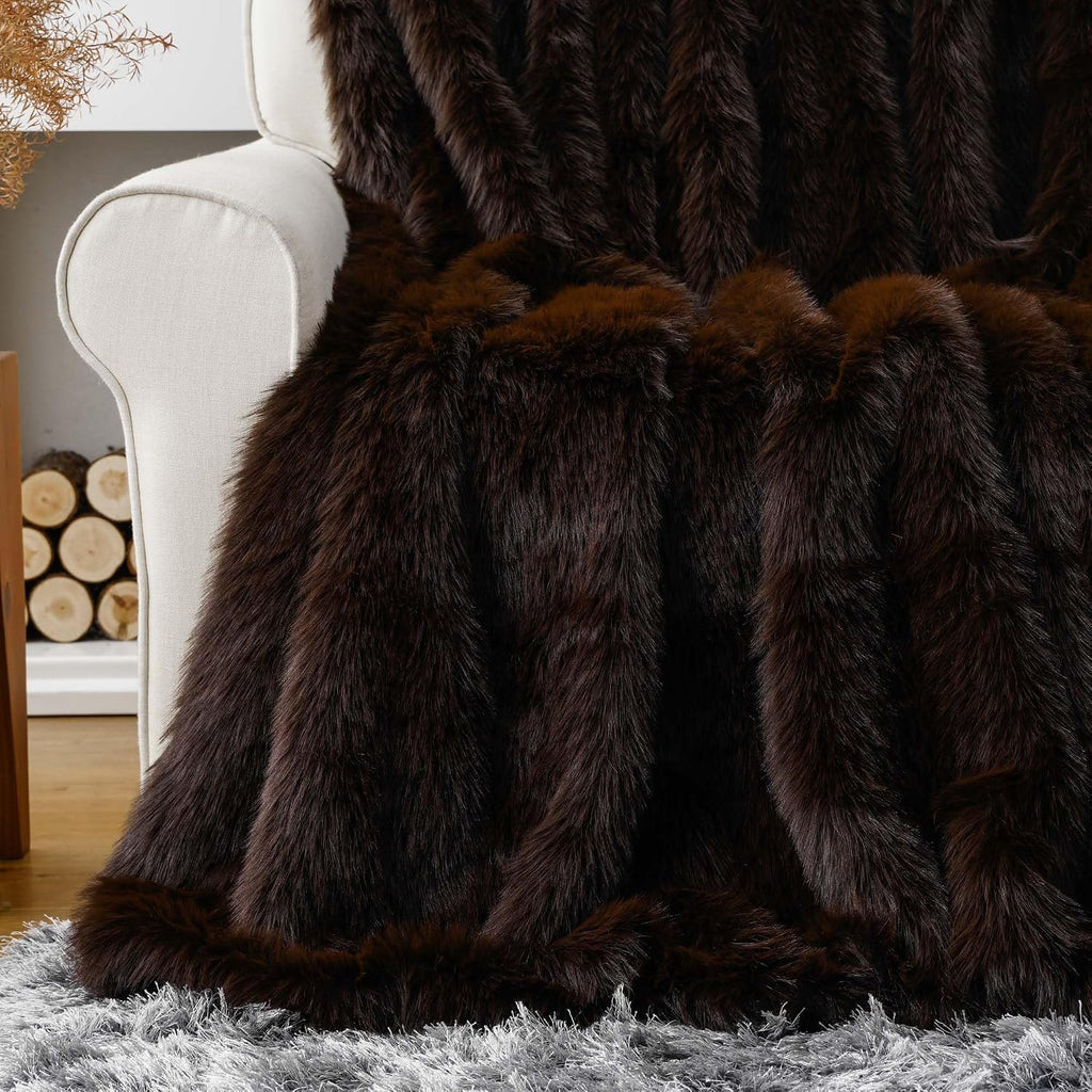 Luxury Brown Faux Fur Throw Blanket, Large Soft Warm Cozy Fuzzy Fluffy Fur Blankets and Throws for Bed, Home Decor