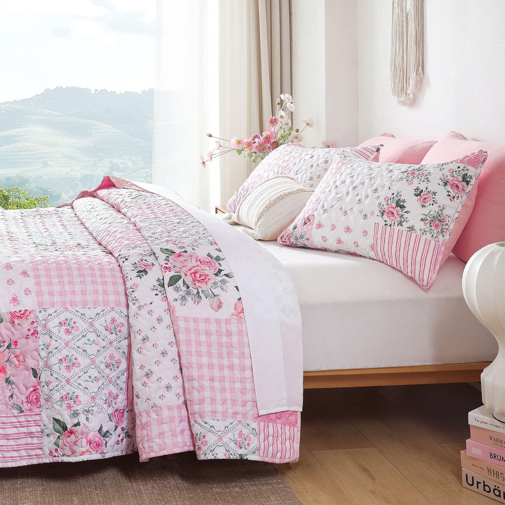 Floral Quilt Set Queen - Ultra Soft Lightweight Bedspread, 3 Piece Pink Bedding Set (90"x90") with Pillowcases