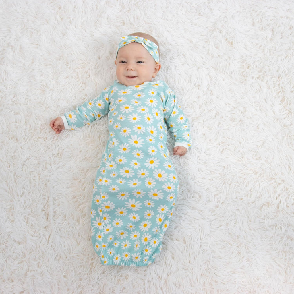 Baby Layette Gift Set for Girls - 16 Piece New Born Girl Gift Set, Baby Clothes & Newborn Essentials Must Haves