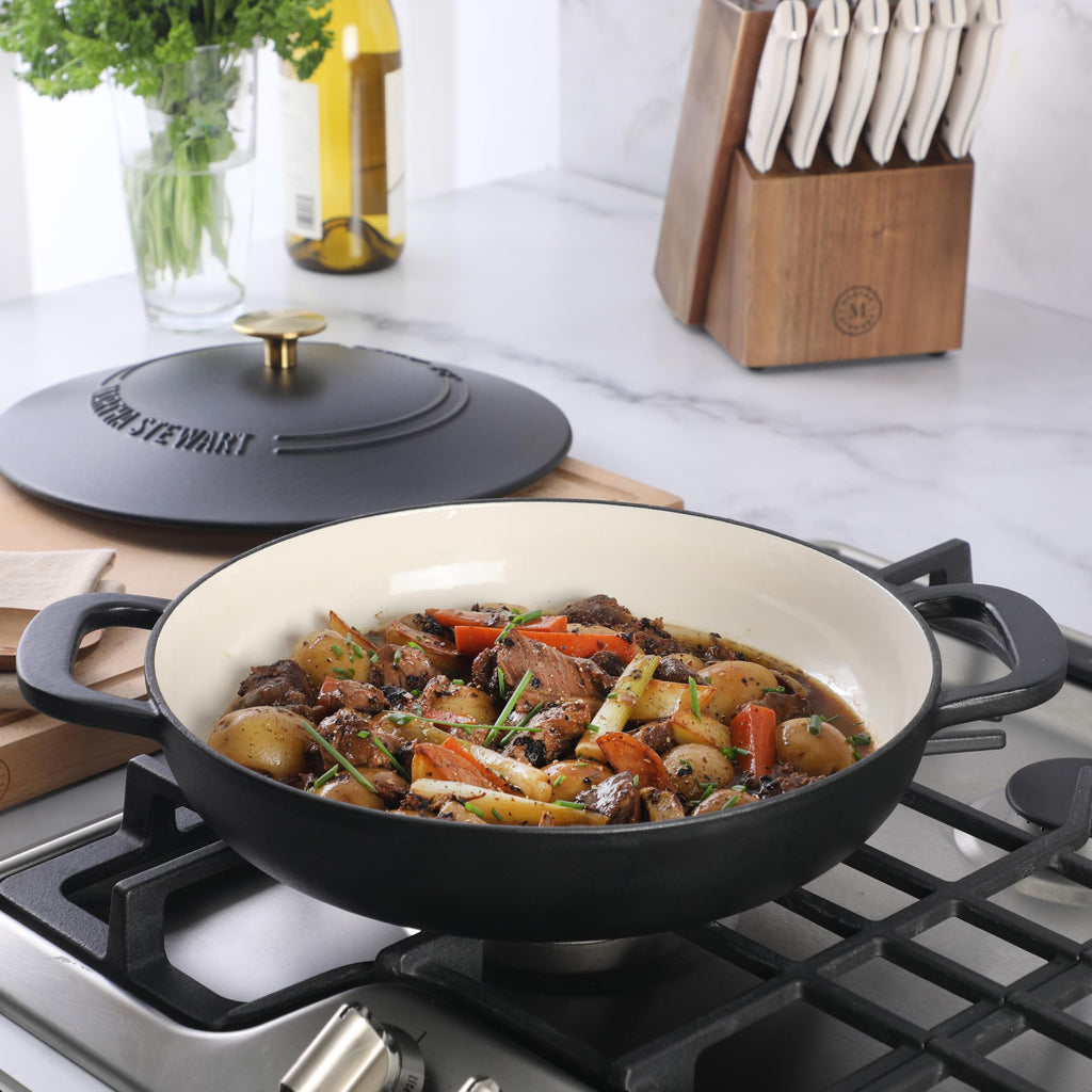 Gatwick Enameled Cast Iron Braiser with Lid, 3.5-Quart Braiser Pan for Stovetop & Oven, Cast Iron Braising Pan