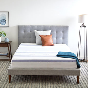 Gel Memory Foam Mattress, 12-Inch CertiPUR-US Certified Bed-in-a-Box, Queen, White