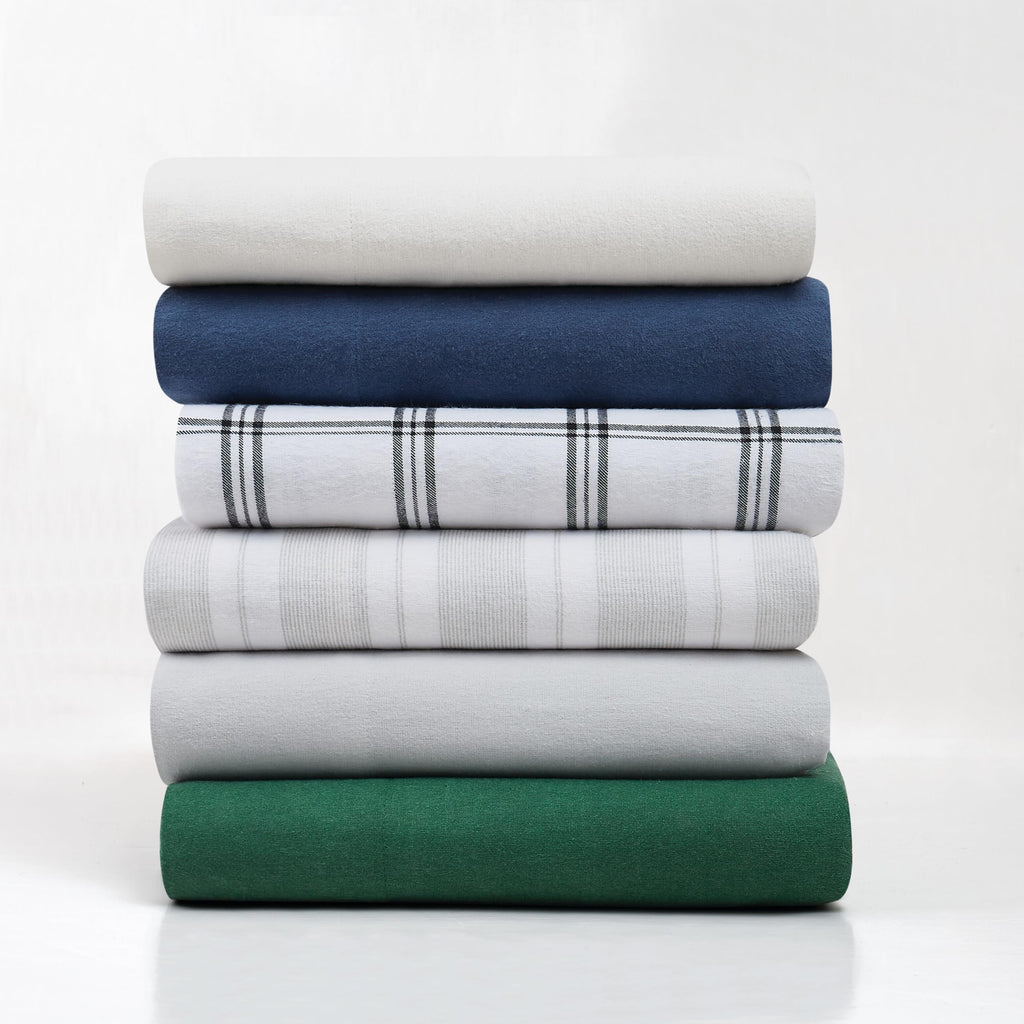 Solid Flannel Green Cotton 3-Piece Sheet Set, Solid Themed, for Men and Women, Oeko-TEX Certified Confidence