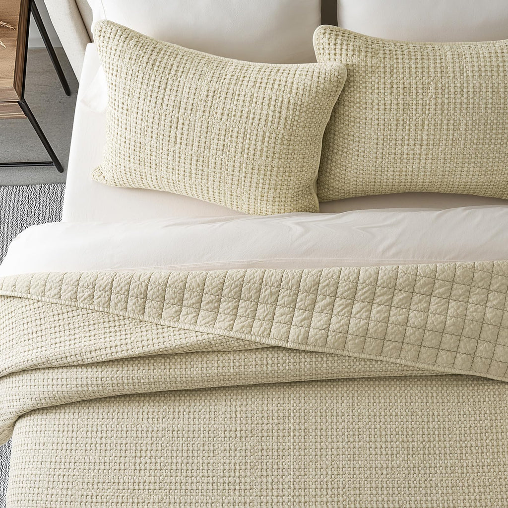 Stonewashed Cotton Waffle Quilt Set, Natural