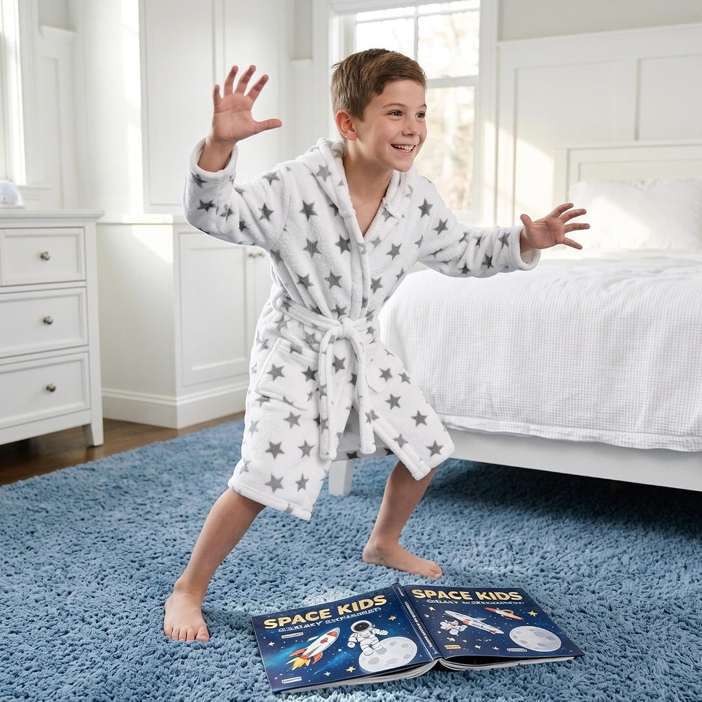 Boys Fleece Hooded Robe, Soft Print Bathrobe Kids 5-14(Gray Stars9-10)