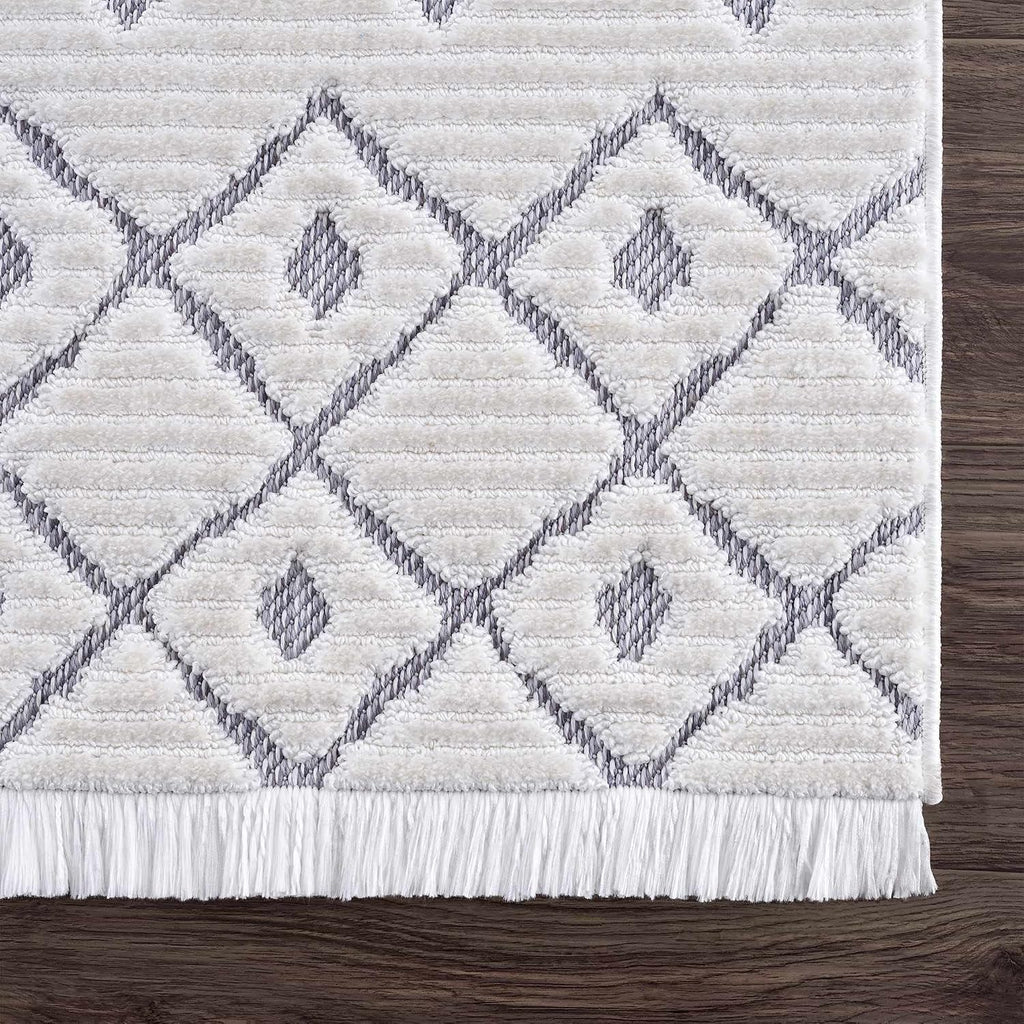 Trellisade Collection Living Room Area Rug - Moroccan Trellis Farmhouse - High Low Fringe Carpet - White, Cream, Gray