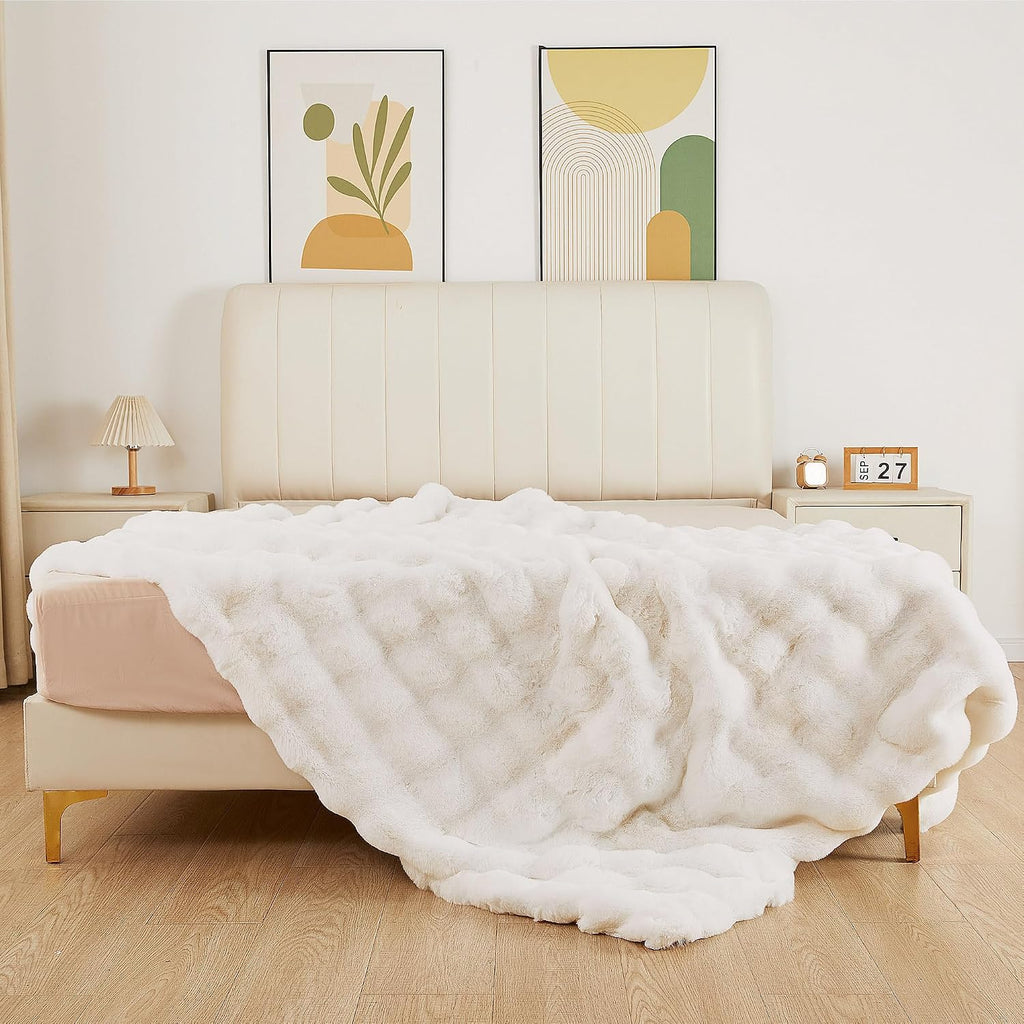 Light Beige Twin Fuzzy Faux Fur Throw Blanket for Couch Bedroom Living Room Furry Soft Fluffy Bed 60x80 Thick Warm