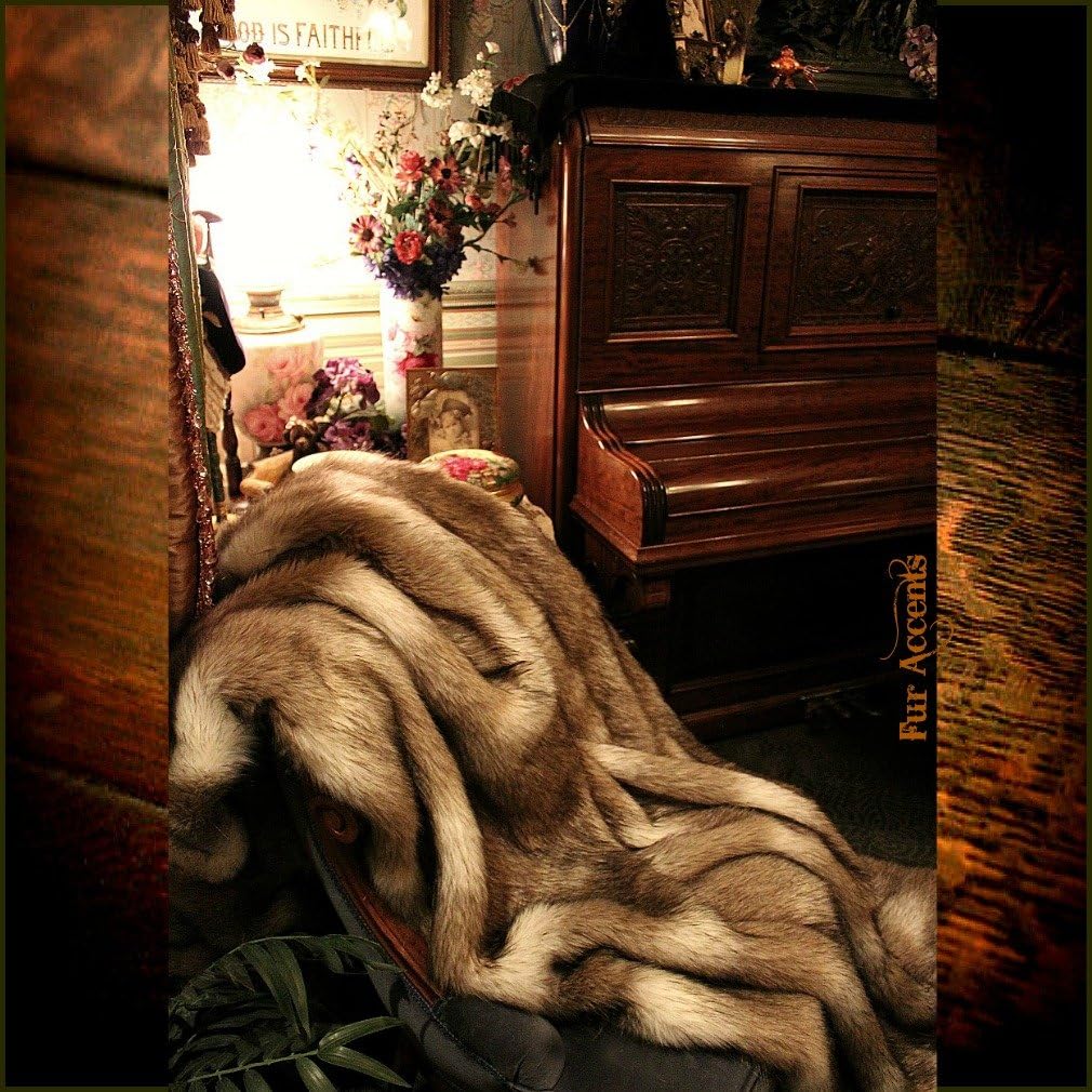 Plush Golden Brown and Creamy Wolf White Coyote Stripe - Premium Quality Faux Fur - Designer Throw Blanket - Soft