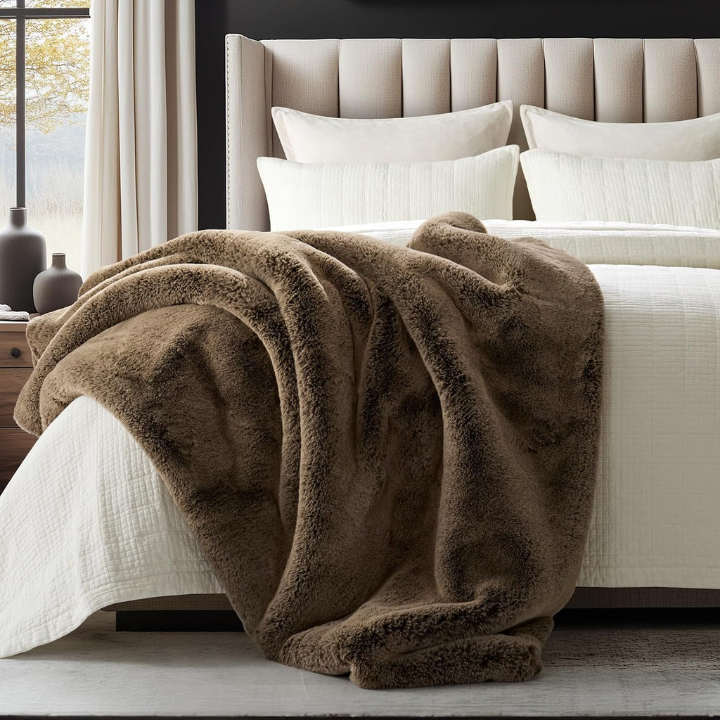 Faux Chinchilla Fur Throw Blanket, 50"x60", Brown Sable | Luxury, Super Soft, 1220GSM, Fluffy Cozy Mink, Reversible