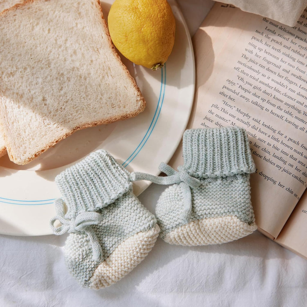 Piece Cotton Newborn Baby Set with Knit Outfit, Hat, Booties