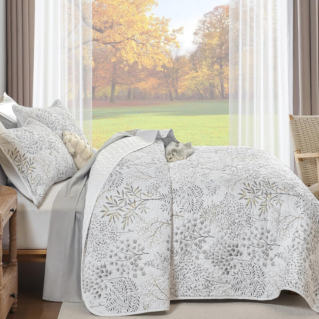 King Quilt Set, 3 Pieces White Floral Bedspread Coverlet Set, Farmhouse Botanical Bedspreads Bed Cover,Soft
