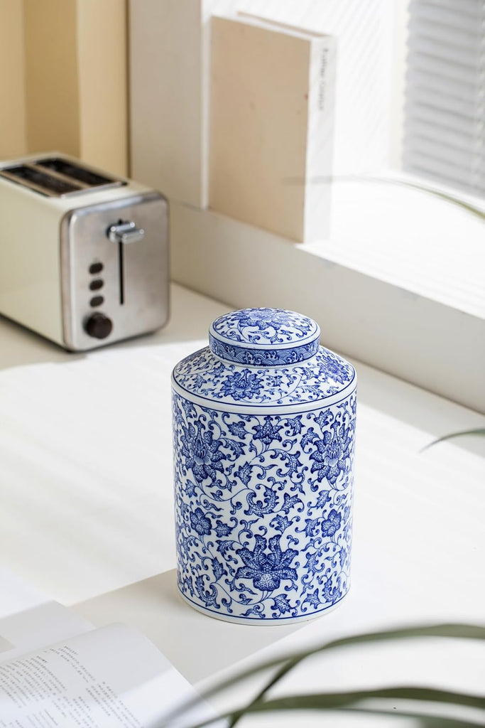 Blue and White Ginger Jar, Chinoiserie Porcelain, Blue and White Ginger Jar Decor, Good Ideal, Shelf, Table, 8" H