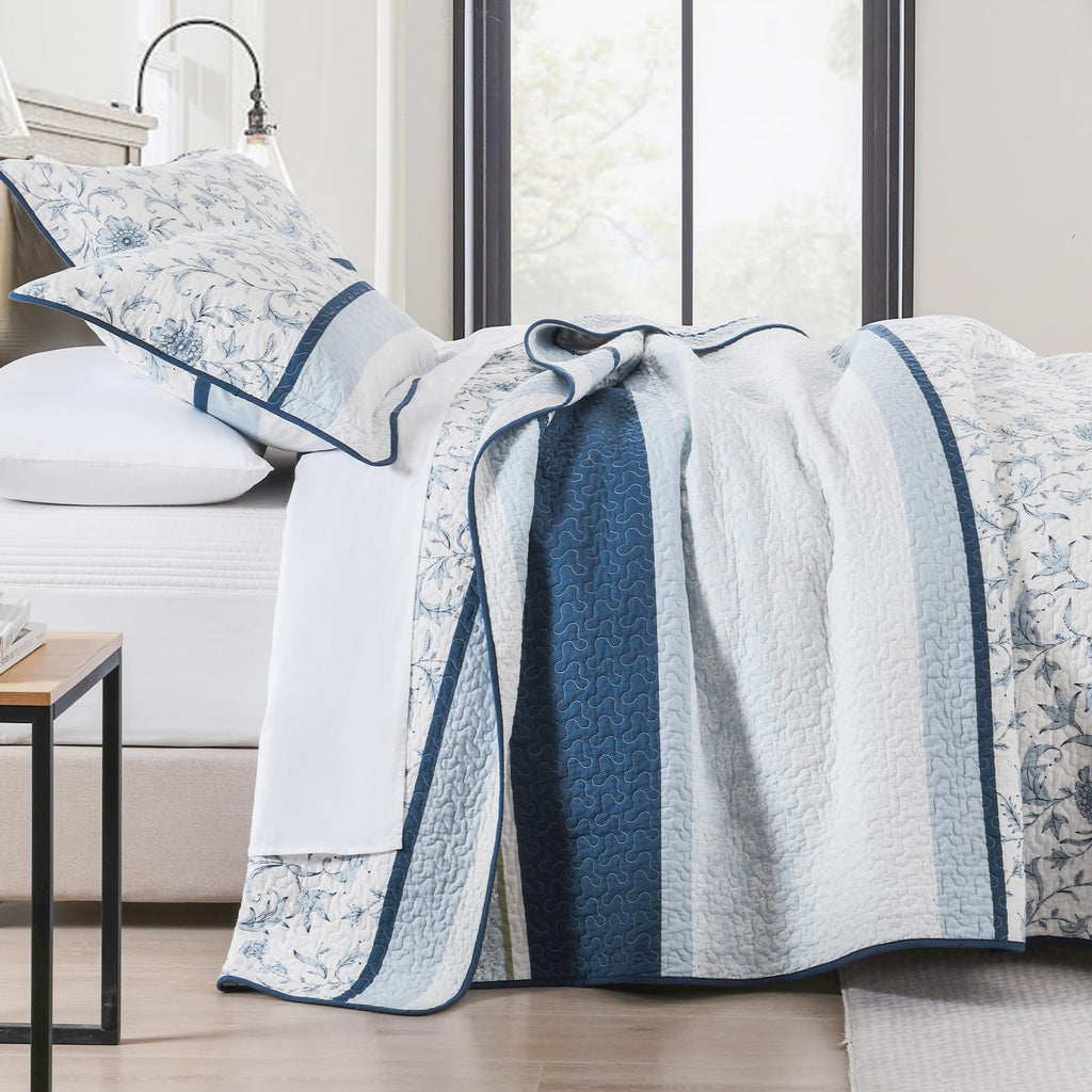 100% Cotton Quilt Set, Cottage Botanical Floral, Navy/White