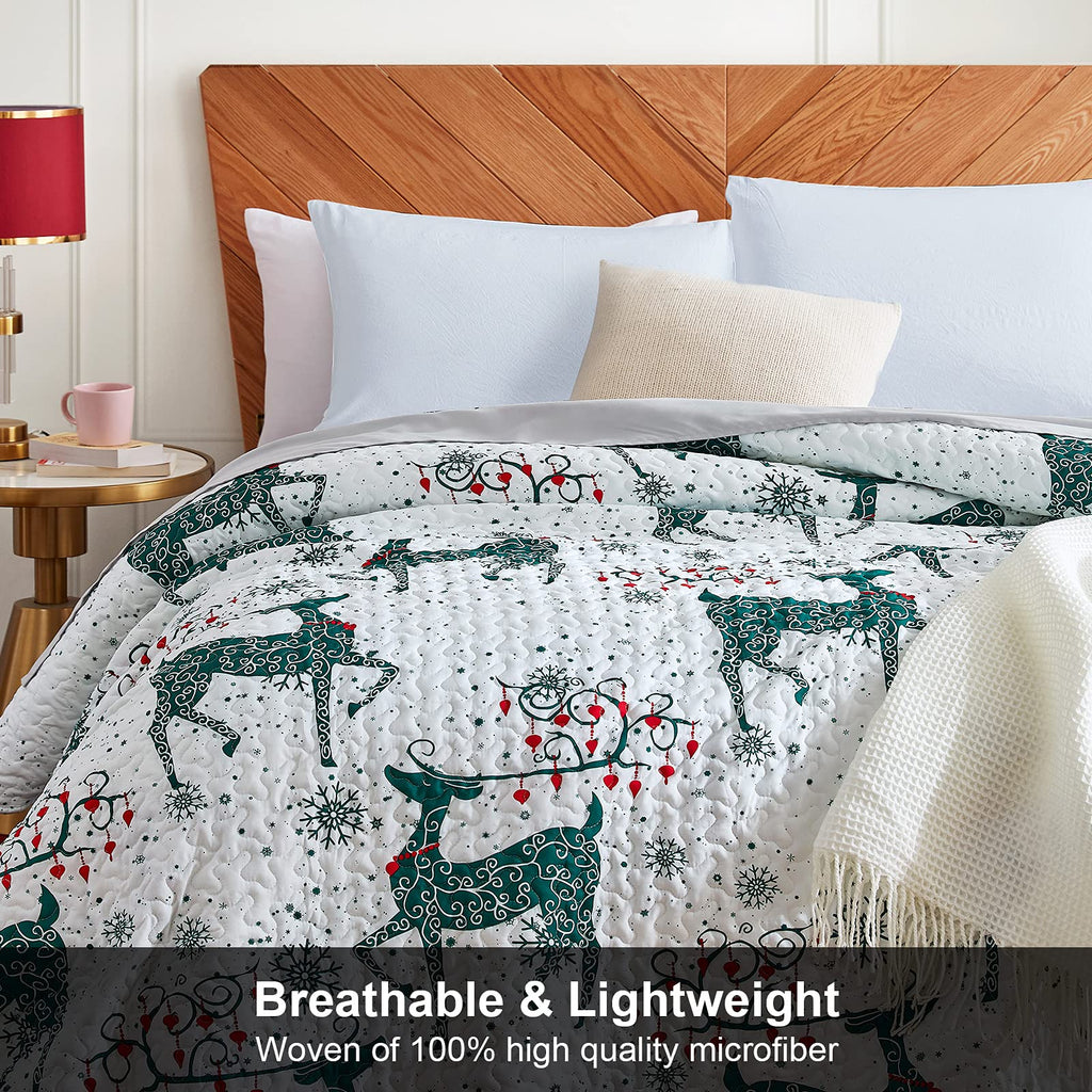 Christmas Bedspread King Size, Green Reindeer Quilt Bedding Set