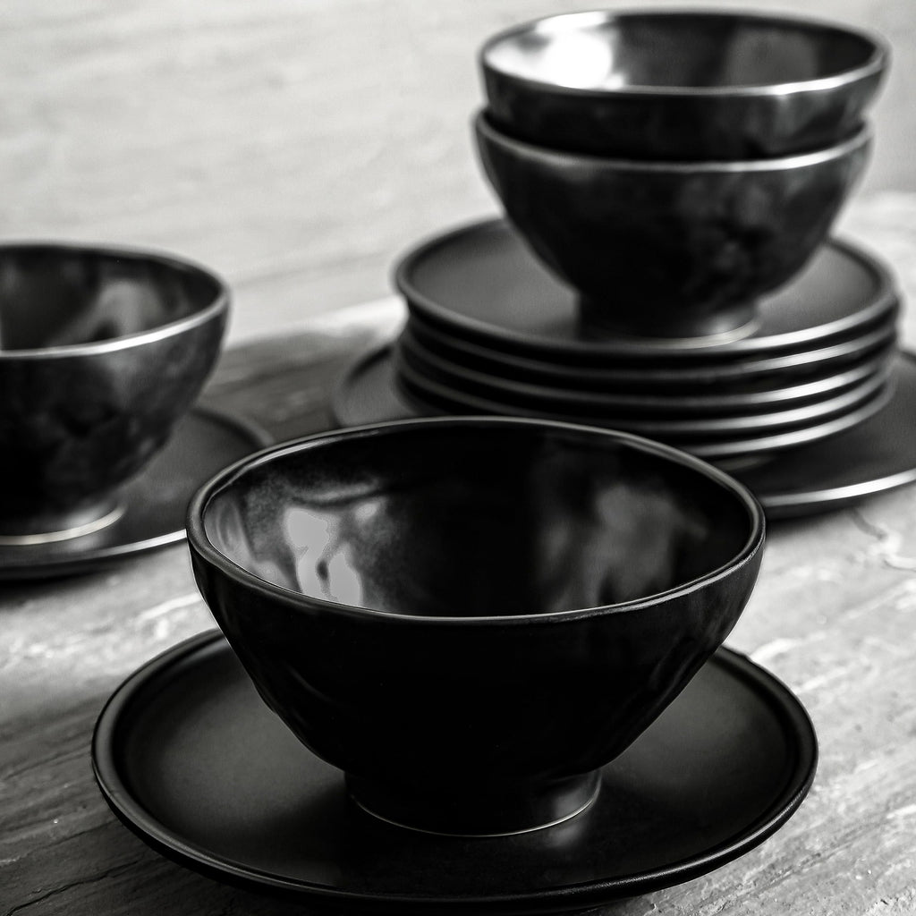 16-Piece Dinnerware Set Stoneware, Black