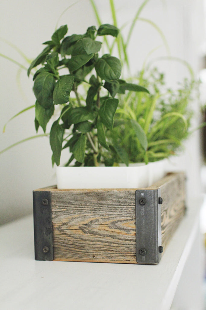 Reclaimed Wood Planter Box with Metal Brackets (Medium - 24")