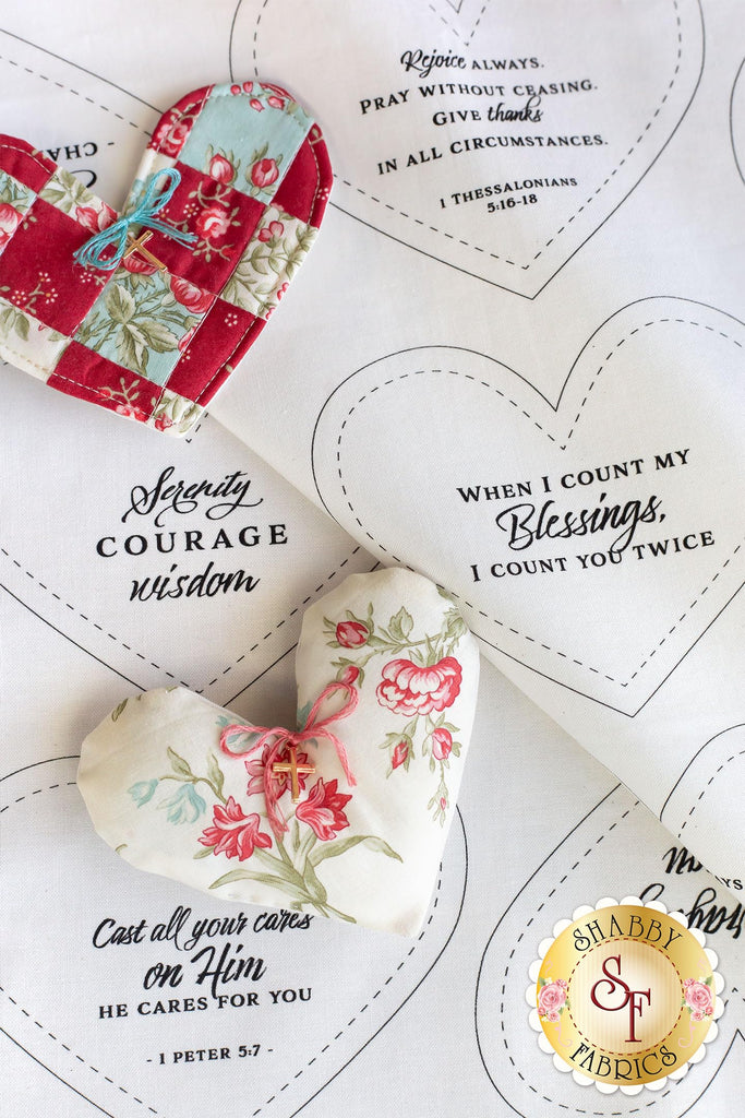 Patchwork Heart Pocket Prayer Quilt Panel (Natural)