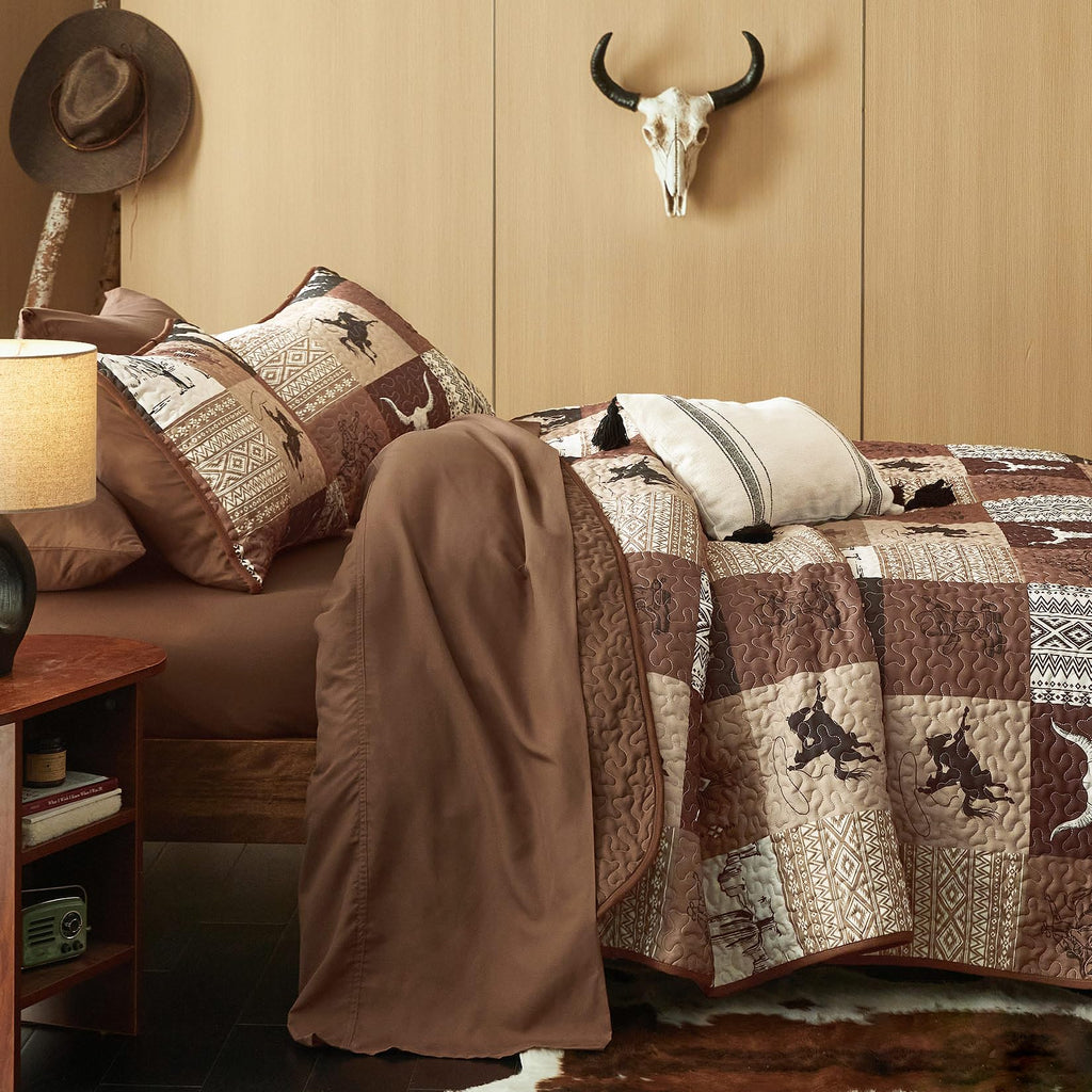 Quilt Set, Southwestern Aztec Country Horse Cowboy Rustic Ranch Pattern Printed, Reversible Lightweight Bedspread