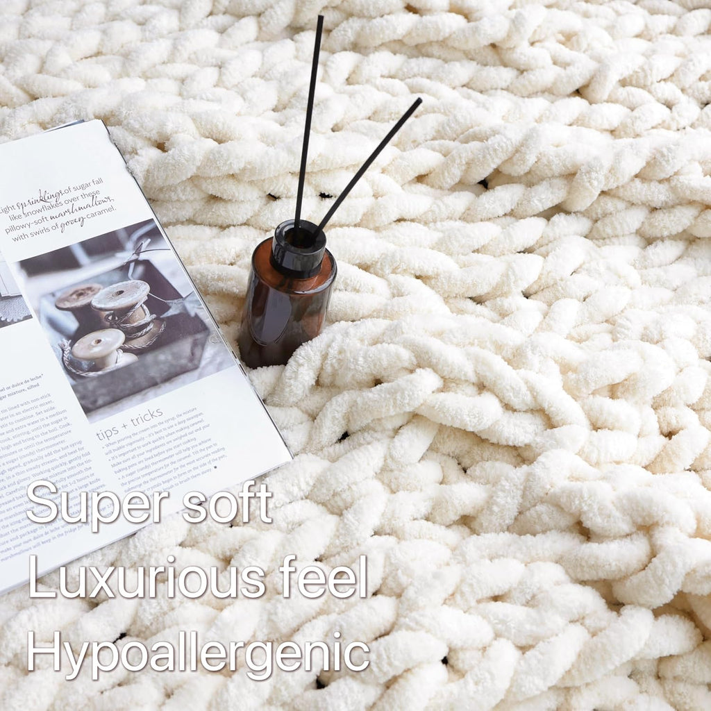 Chenille Chunky Knit Blanket Throw （40×50 Inch）, Handmade Warm & Cozy Blanket Couch, Bed, Home Decor, Soft Breathable