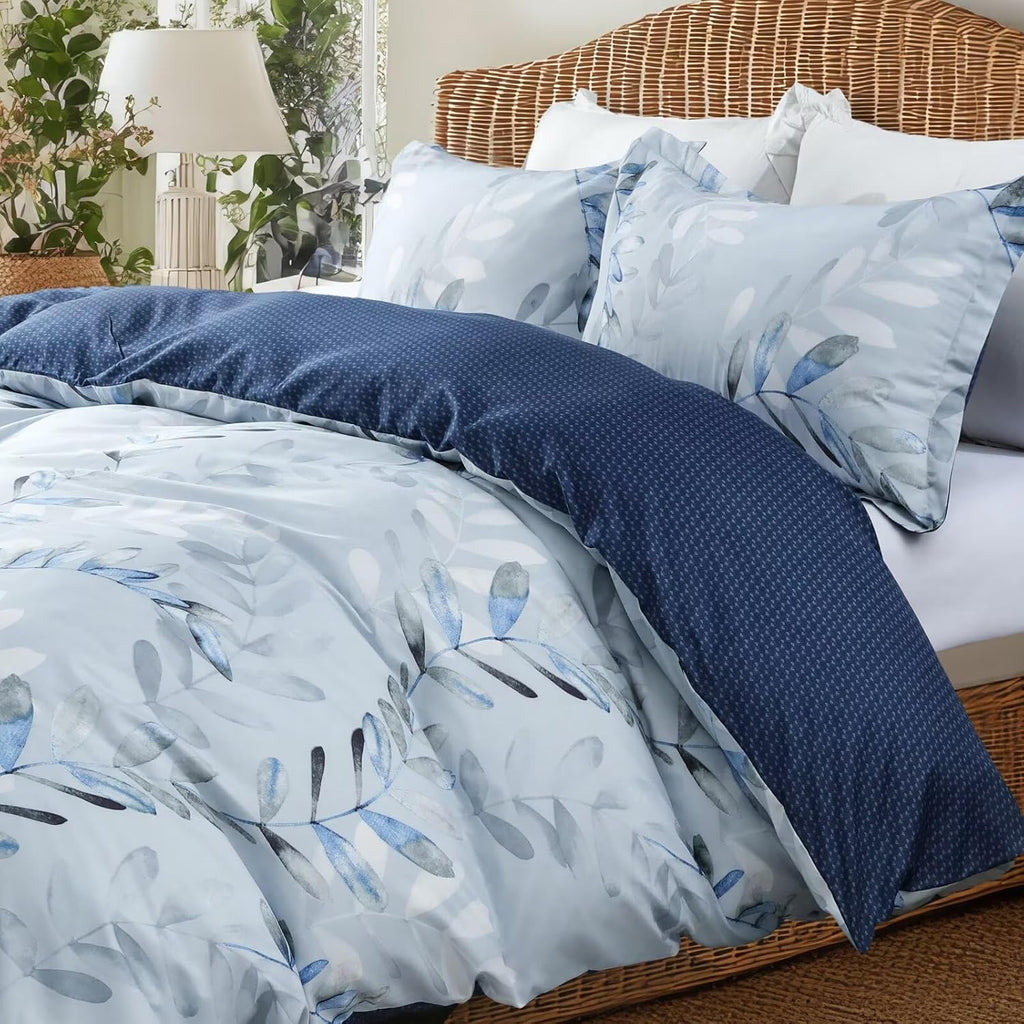 Duvet Cover Queen,Reversible Leaf Blue Duvet Cover Set with Zipper Closure, 3 Pieces Modern Patterns Soft Microfiber