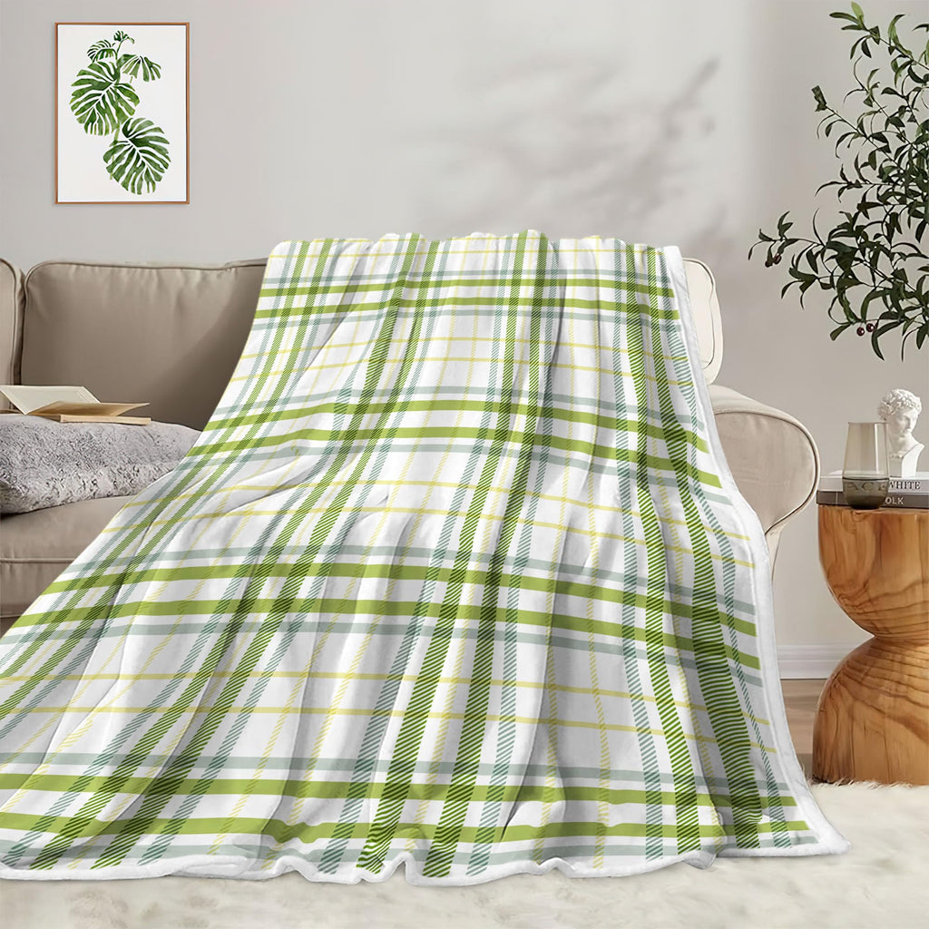 Buffalo Plaid Check Throw Blanket, Plaid Pattern Pastel Light St Patrick Theme Green Checkered Gingham Cozy Bed Couch