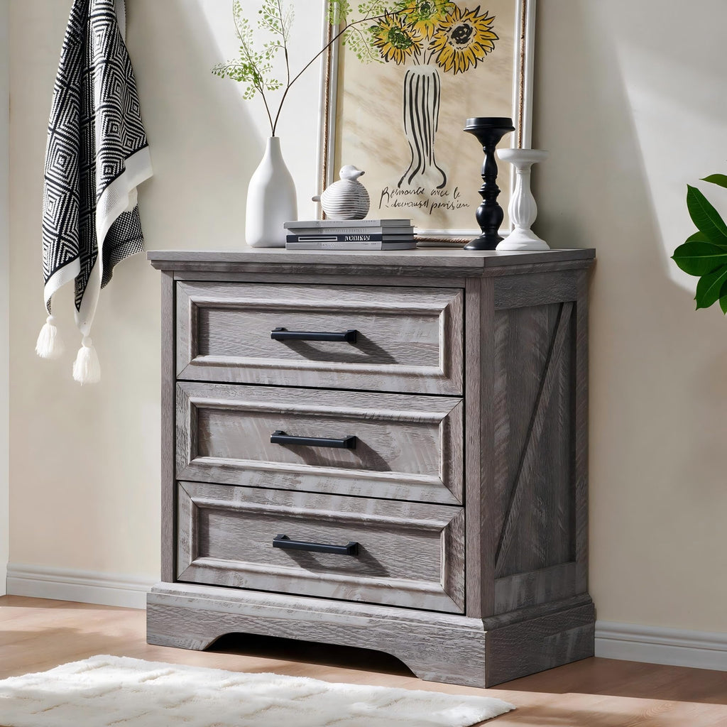 22" Farmhouse 3 Drawer Dresser, Grey