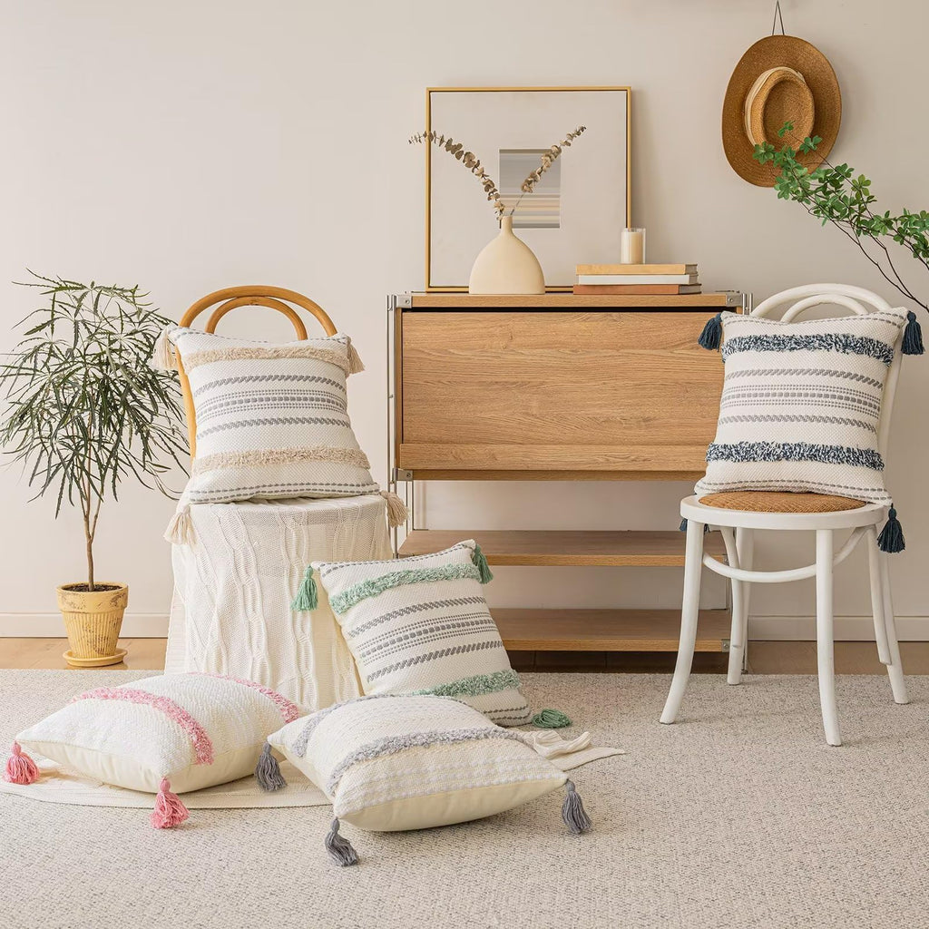 Boho Throw Pillow Covers Woven Tufted Pillow Cases with Tassels