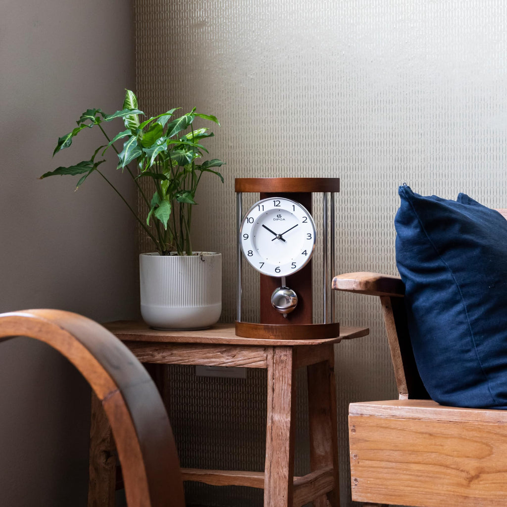Classic Mantel Clock Home Decoration Boxwood Tabletop Pendulum Hollow Frame Design Mid-Century, Fireplace